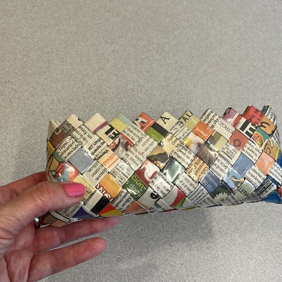 Ecoist recycled paper clutch - Picture 9 of 9